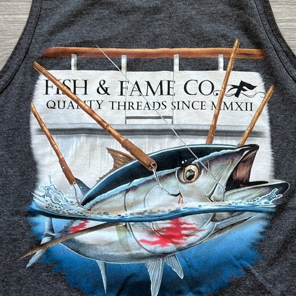 Fish & Fame Co Gray Tank Size L - Picture 5 of 6